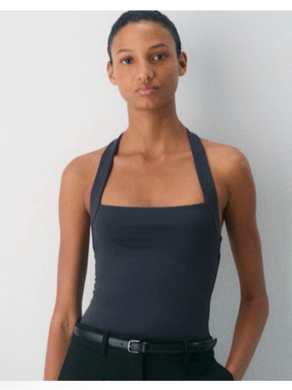 nwot Aritzia Original Contour Optimum Halter Top xs dark night navy?
